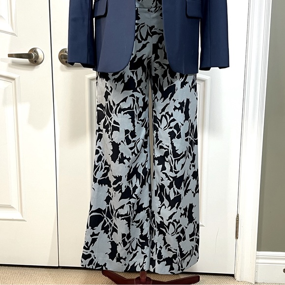 Smythe Wide Leg Printed Pants. Size 4 - Picture 7 of 7